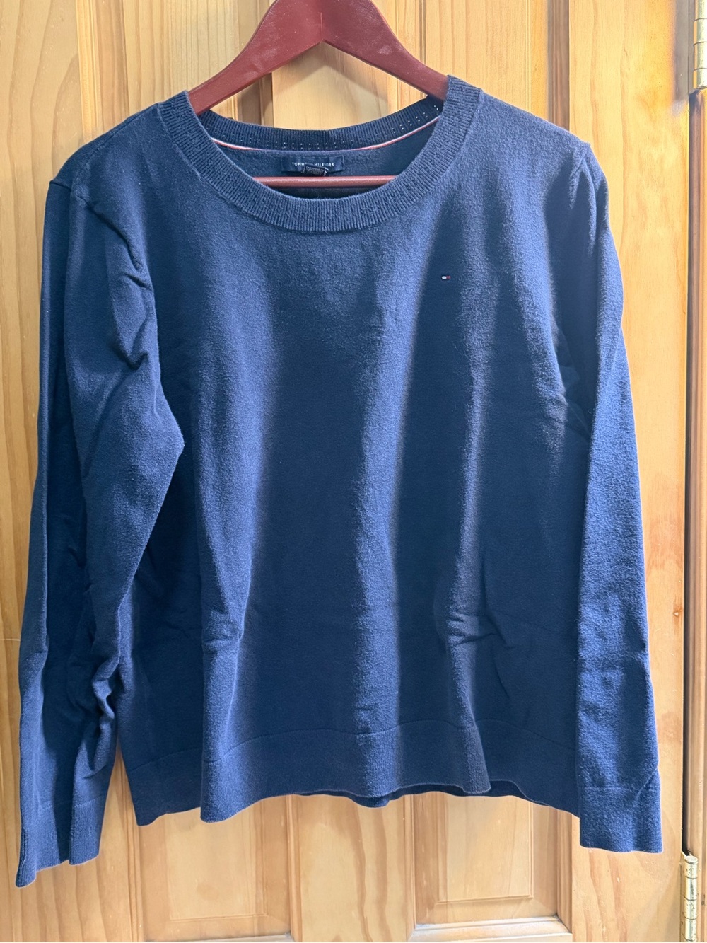 Tommy Hilfiger Men's Dark Blue Crewneck Sweater